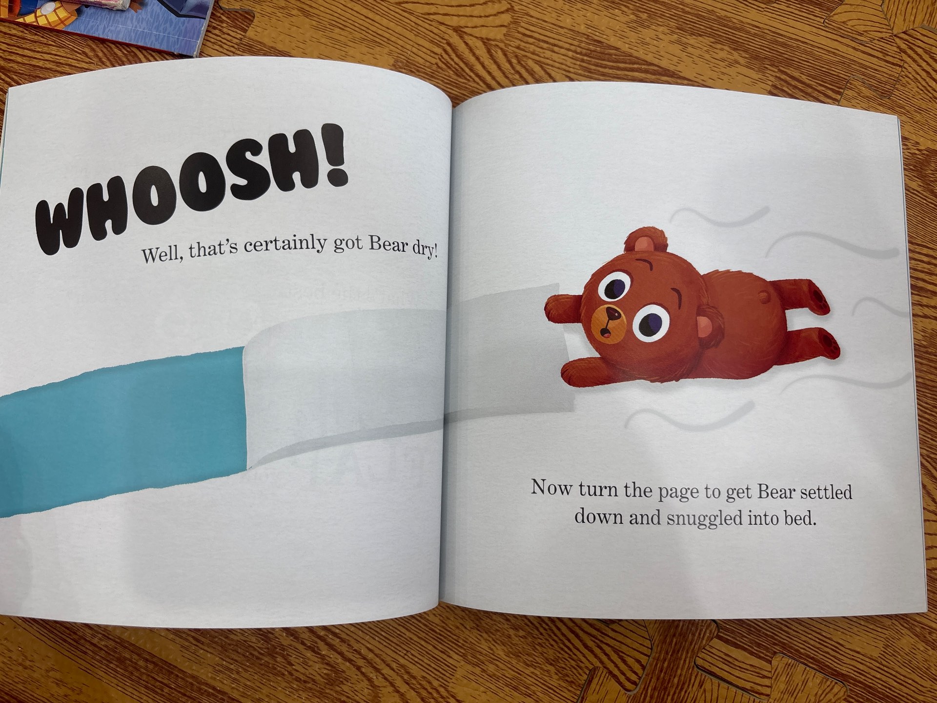 There's a Bear in Your Book — ảnh 2