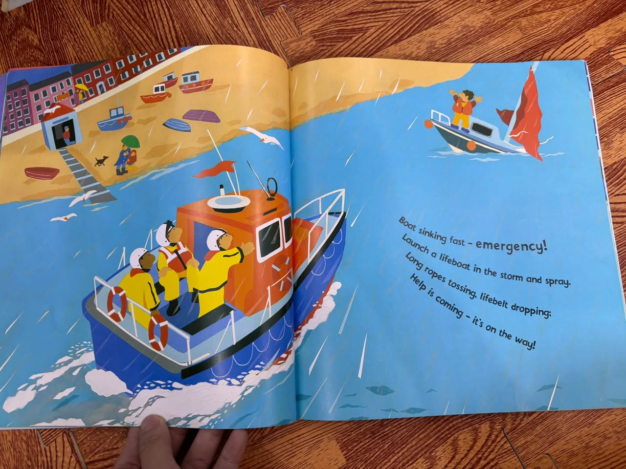 EMERGENCY! FIRE TRUCKS AND OTHER AWESOME ENGINES! — ảnh 5