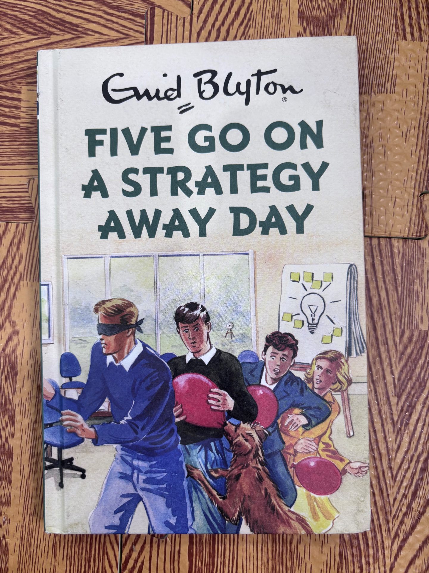 FIVE GO ON A STRATEGY AWAY DAY — ảnh 1