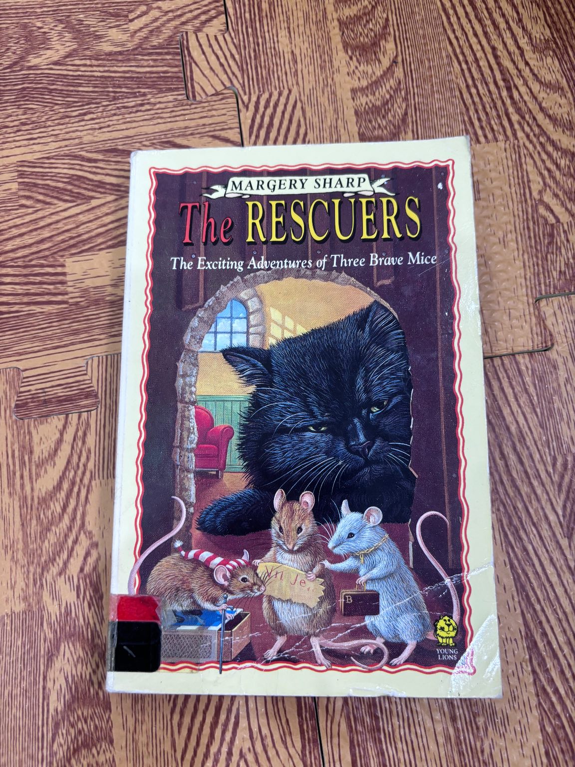 The Rescuers — ảnh 1