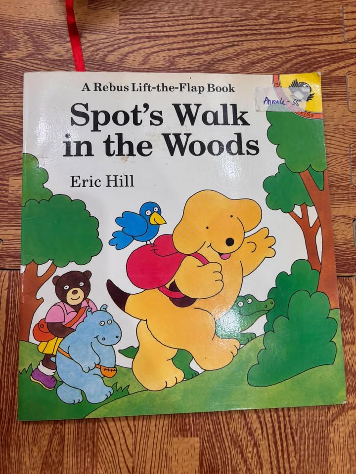 Spot's Walk in the Woods — ảnh 1