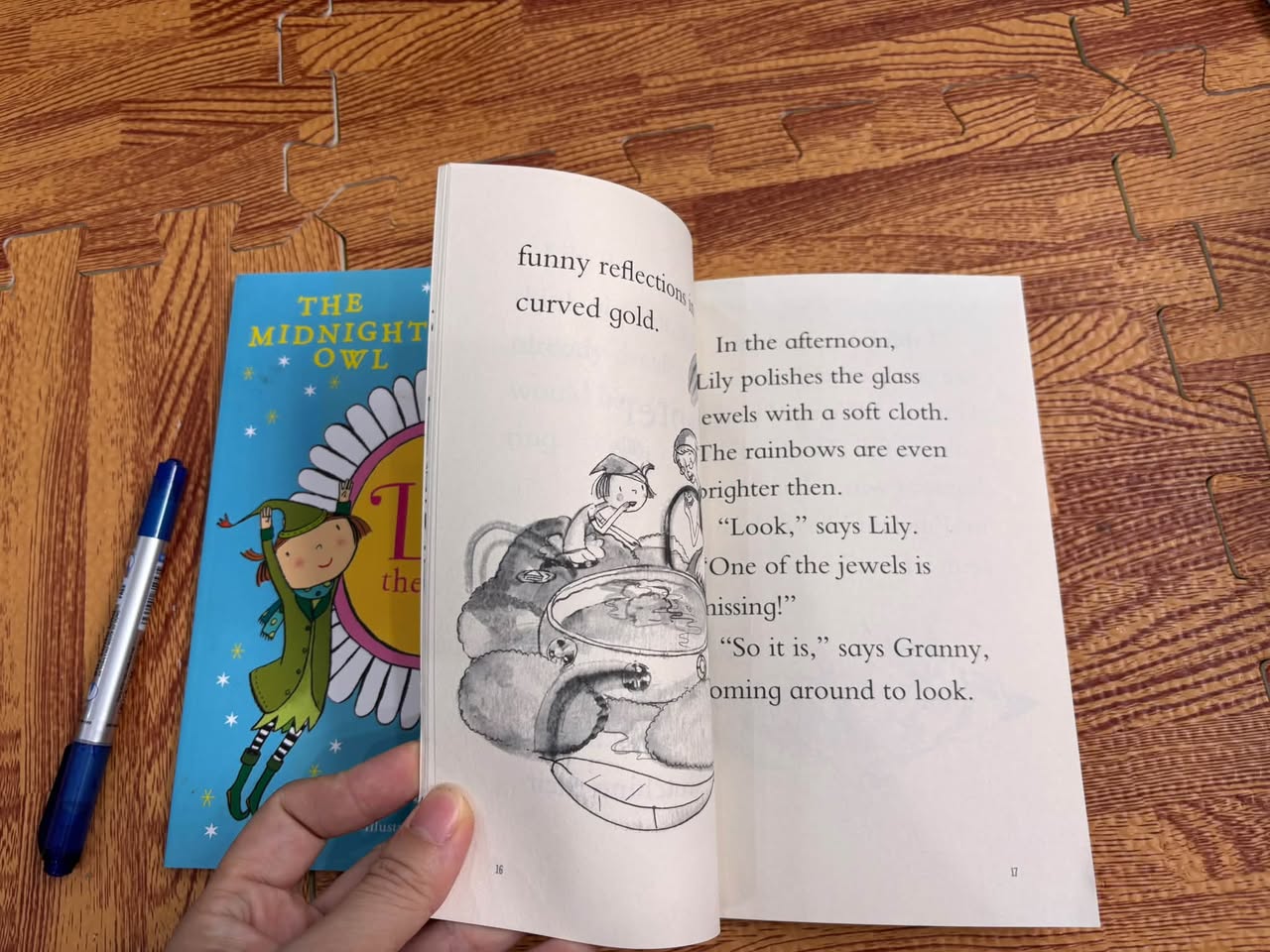 SET 2 CUỐN: LILY THE ELF – THE MIDNIGHT OWL & THE PRECIOUS RING (ANNA BRANFORD & LISA COUTTS) — ảnh 4