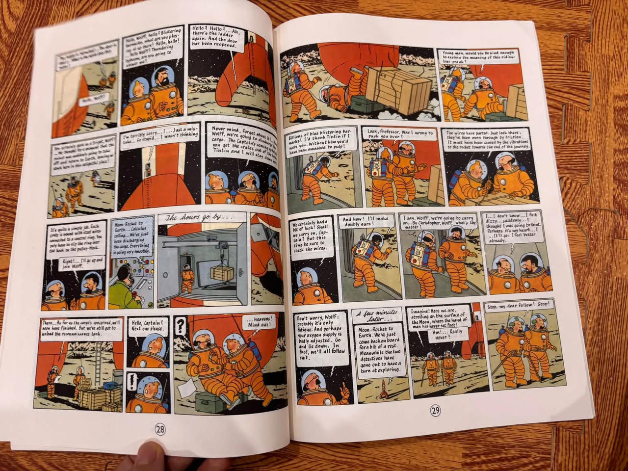 THE ADVENTURES OF TINTIN: EXPLORERS ON THE MOON (HERGÉ) — ảnh 5