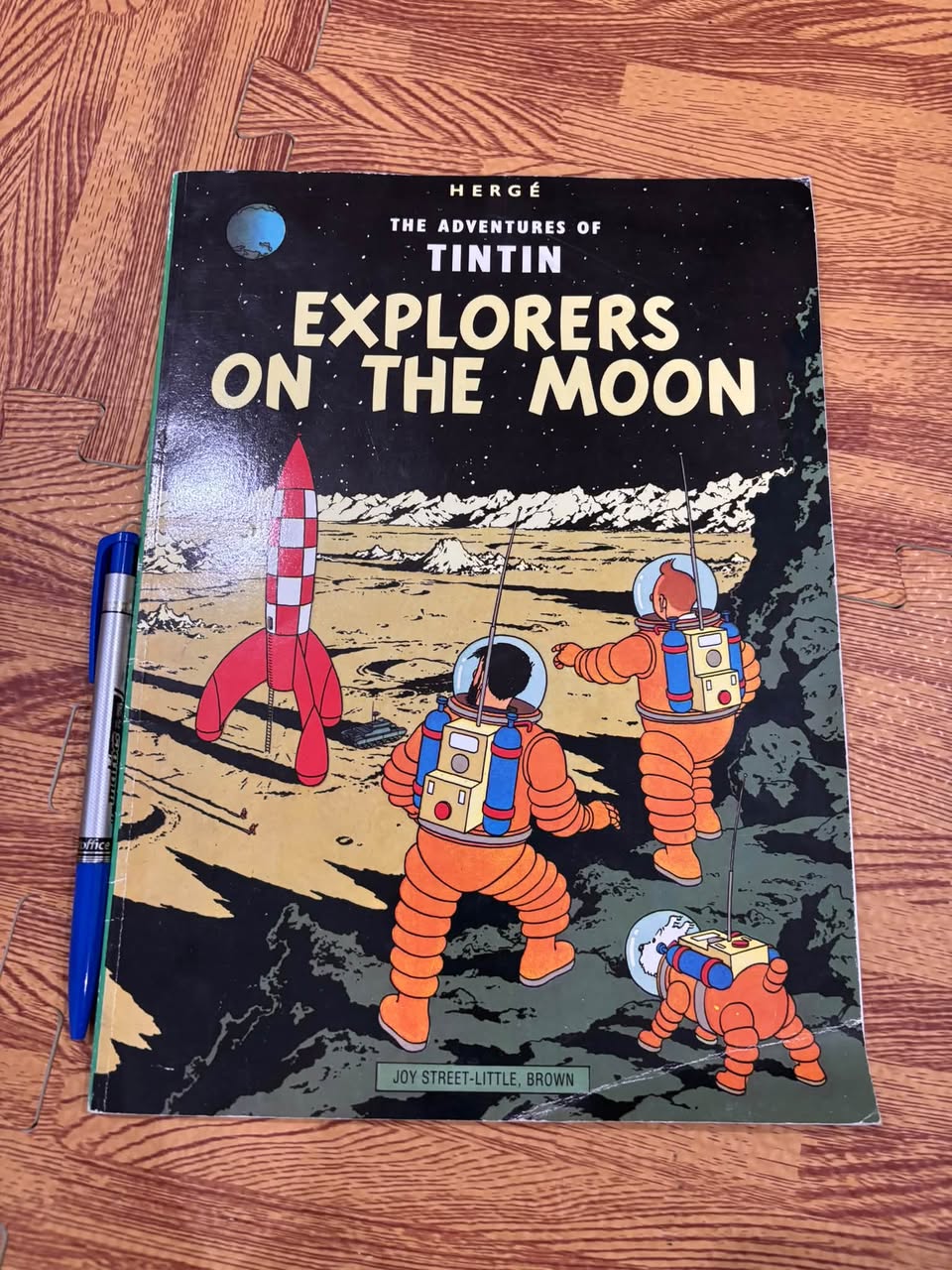 THE ADVENTURES OF TINTIN: EXPLORERS ON THE MOON (HERGÉ) — ảnh 1