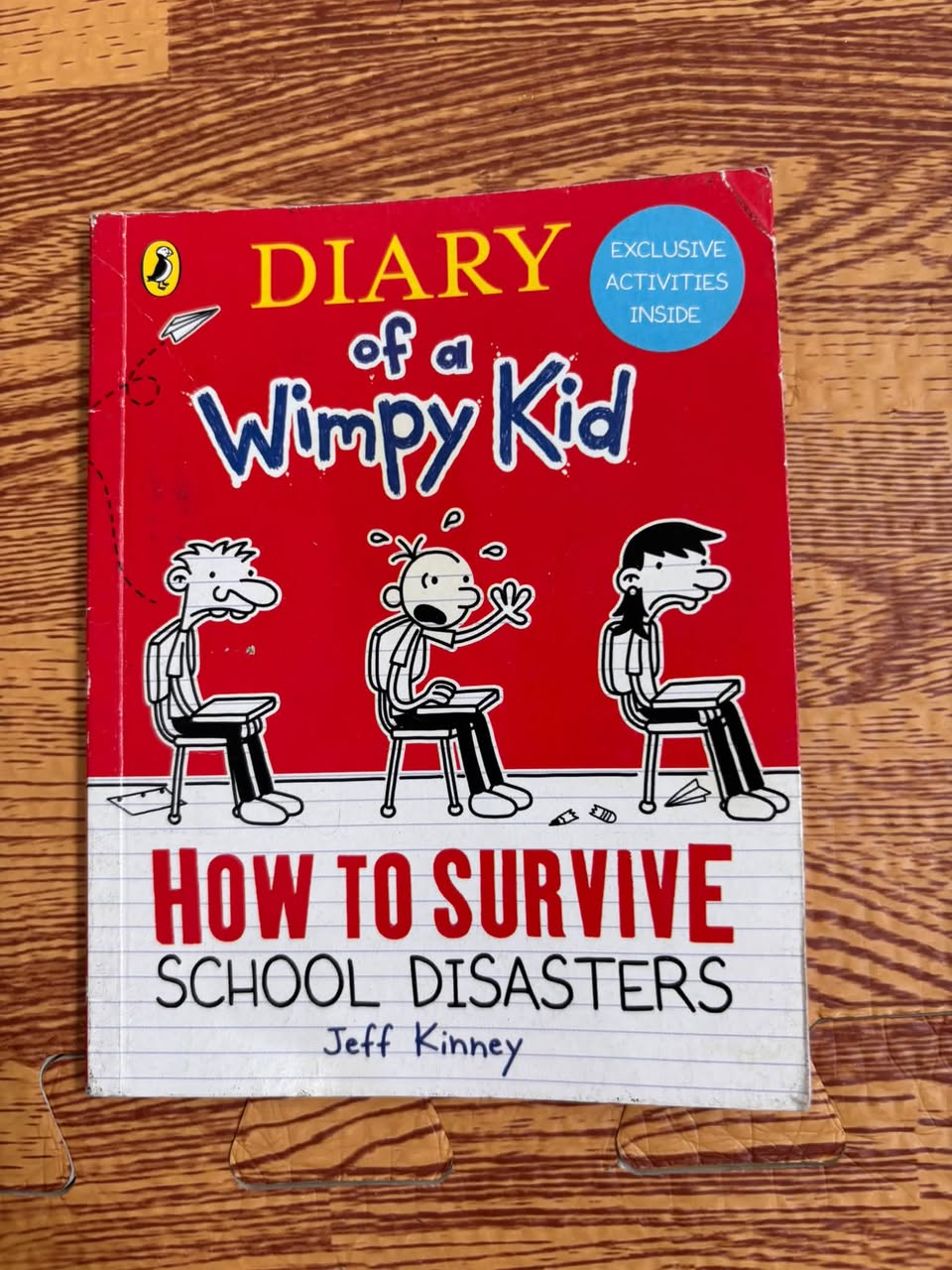 DIARY OF A WIMPY KID: HOW TO SURVIVE SCHOOL DISASTERS (JEFF KINNEY) — ảnh 1