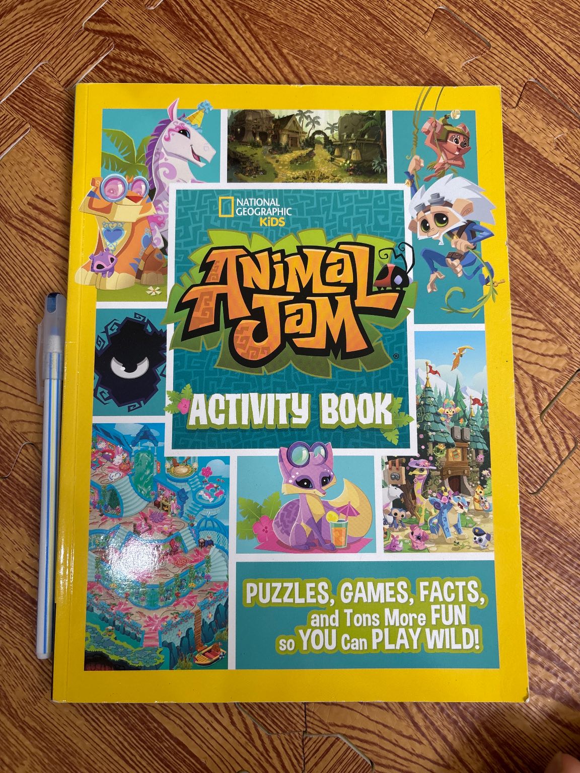 ANIMAL JAM ACTIVITY BOOK