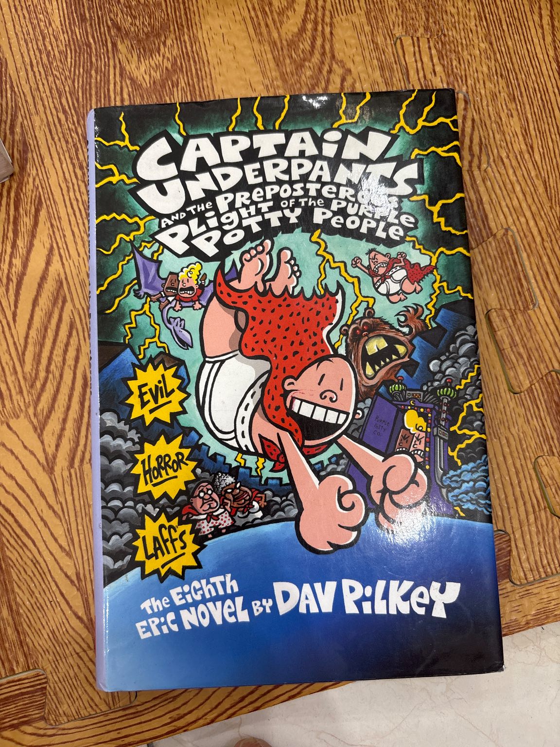 Captain Underpants and the Preposterous Plight of the Purple Potty People — ảnh 1