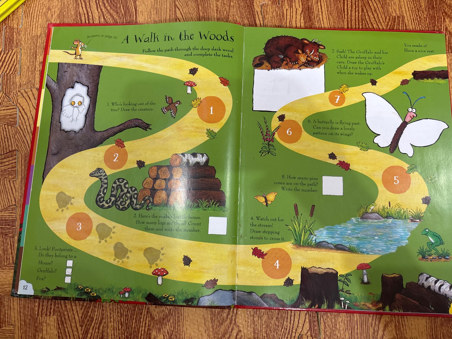 The Gruffalo Big Book of Fun — ảnh 2