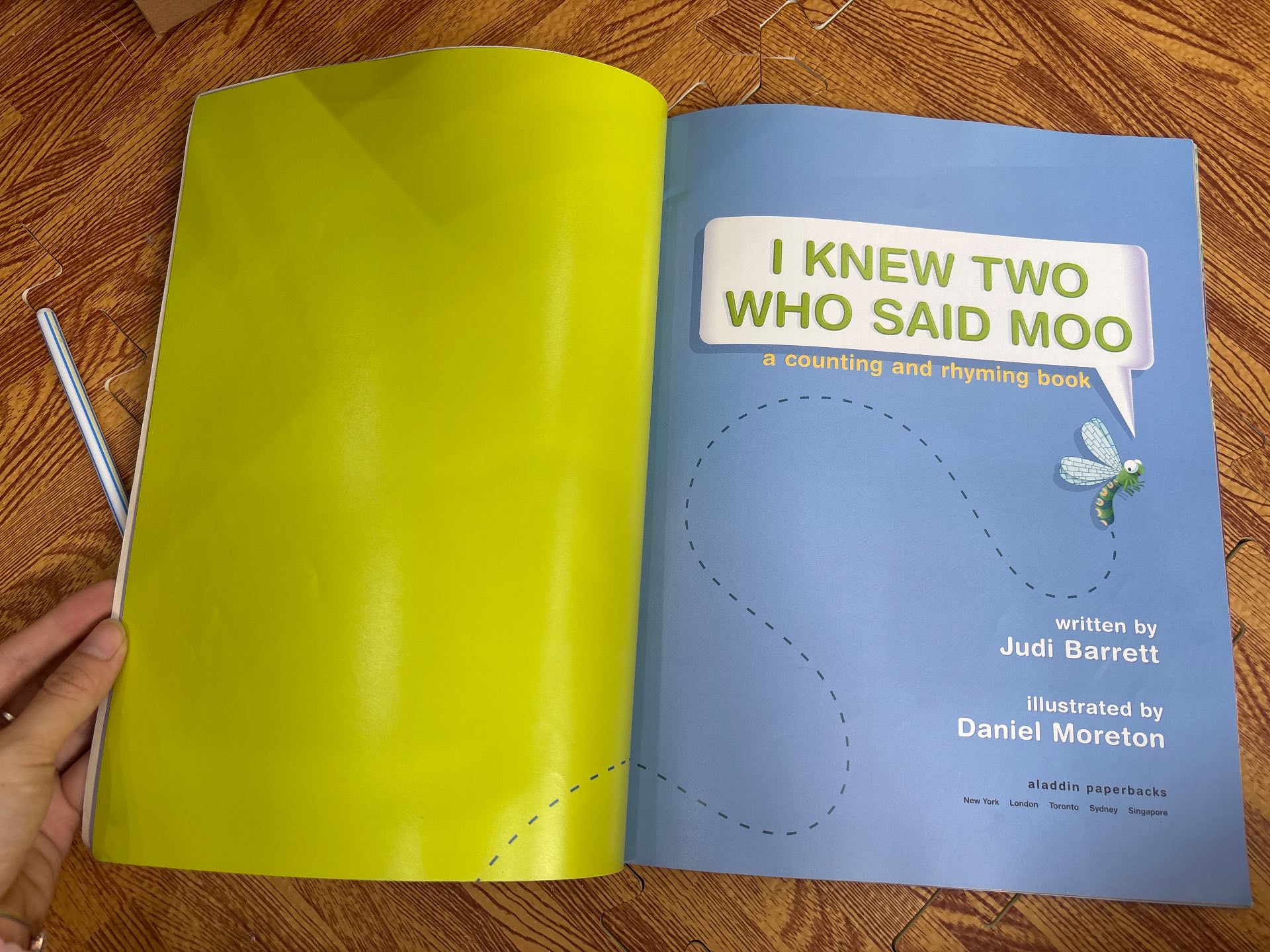 I KNEW TWO WHO SAID MOO — ảnh 3