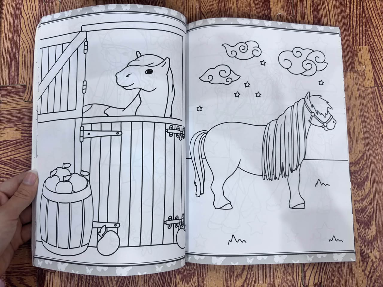 Mega Colouring Ponies – Bookoli — ảnh 3