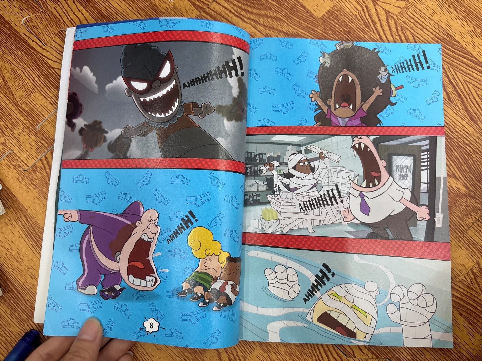 DreamWorks The Epic Tales of Captain Underpants Prank Power Guidebook — ảnh 4