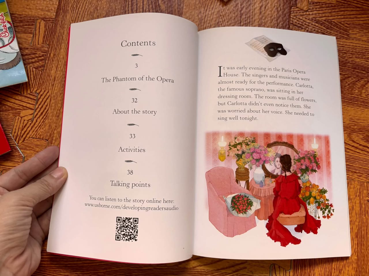 THE PHANTOM OF THE OPERA (USBORNE STORY BOOKS - DEVELOPING READER) — ảnh 2