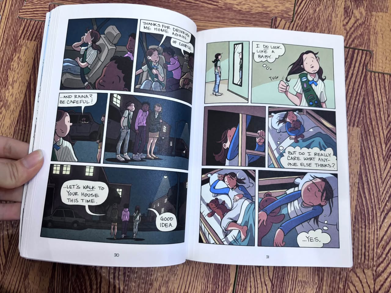 Smile – Raina Telgemeier — ảnh 3