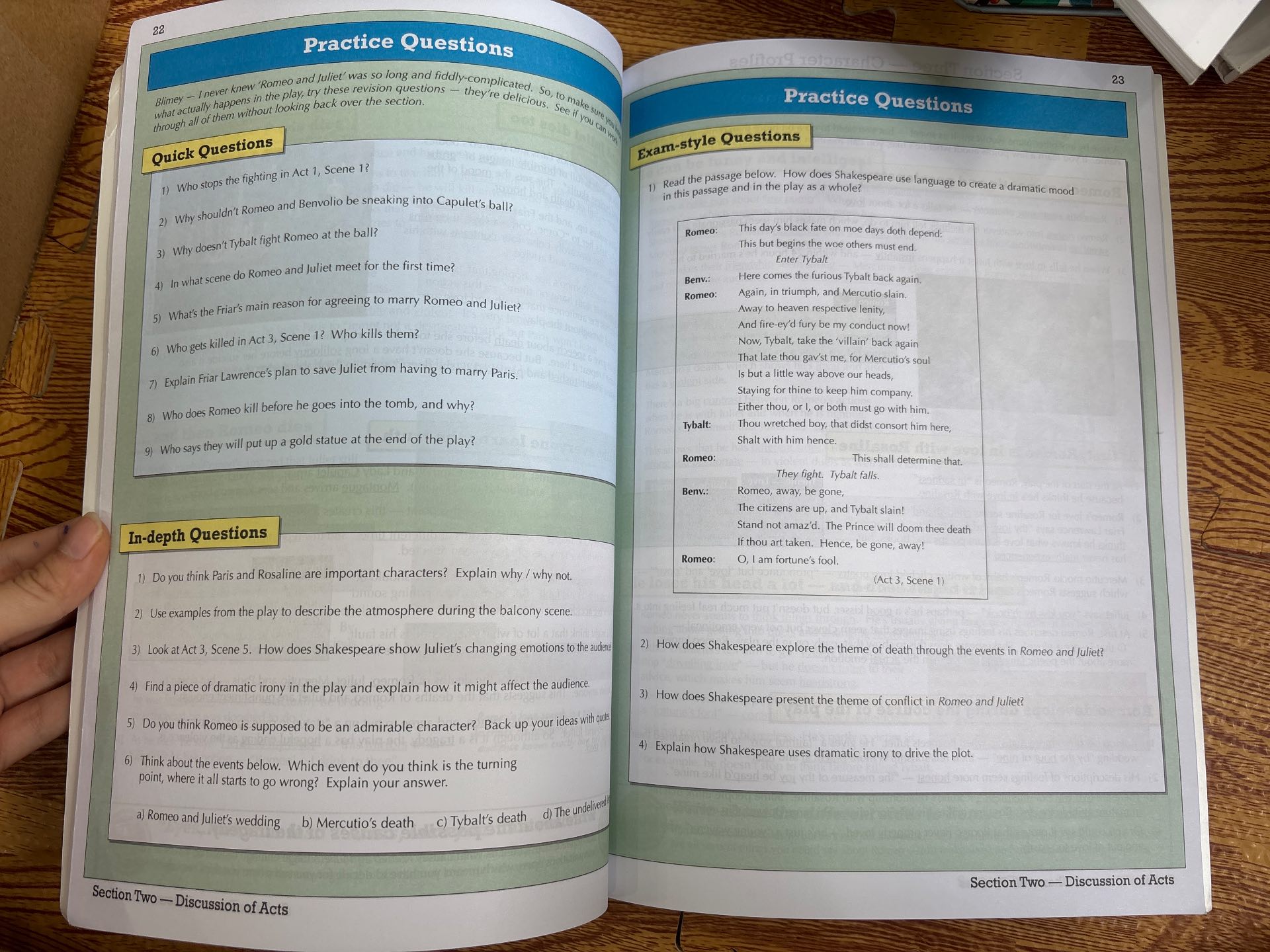 Romeo & Juliet: The Text Guide — ảnh 2