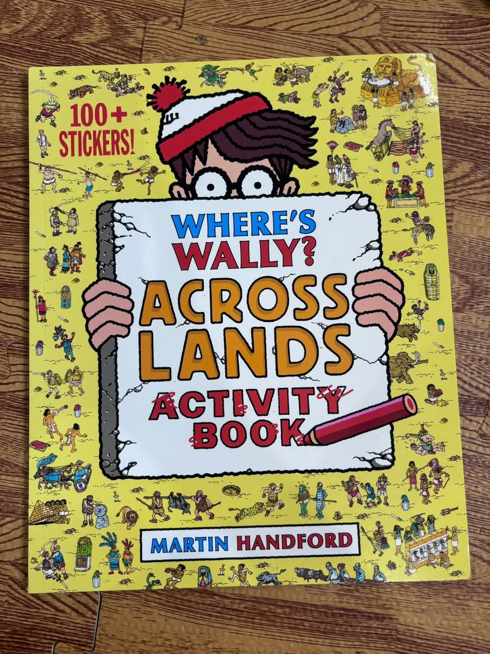 Where’s Wally? Across Lands Activity Book – Martin Handford — ảnh 1